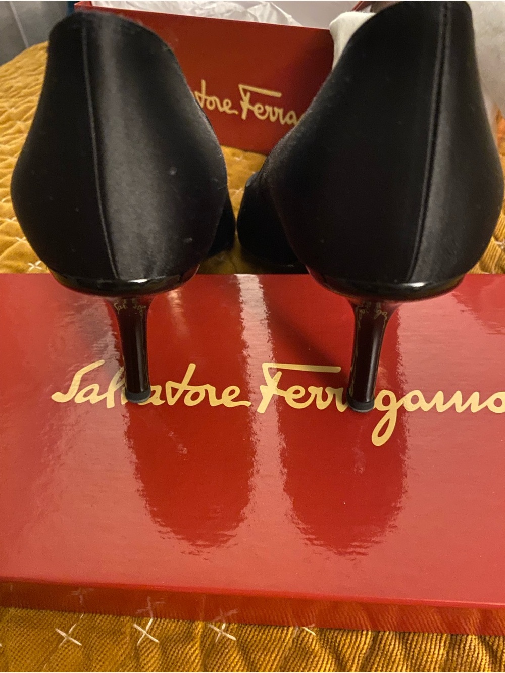 Ferragomo Salvatore Black Statin Heels